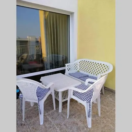 Noks Spacious 1 Bed Flat Sunny Terrace 6 Min Appartement *